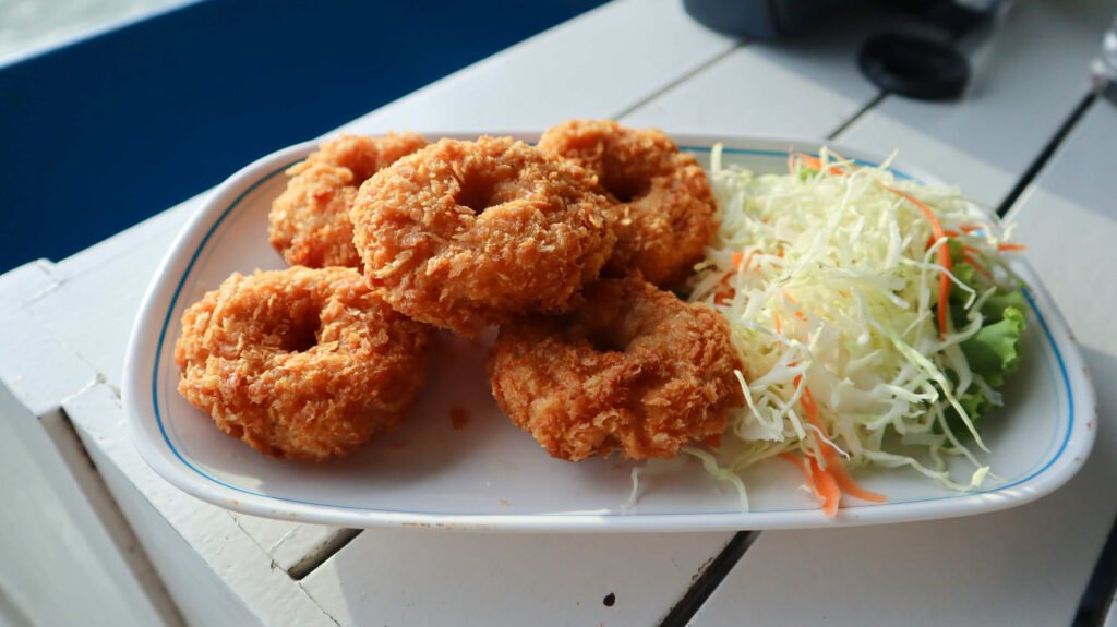 HOW TO PREPARE AMAZING HOMEMADE  FRY CHICKEN DONUTS RECIPE